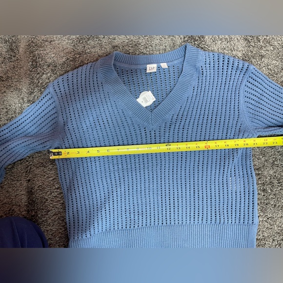 Gap blue cotton V-neck opened stitch relaxed sweater women’s size M - Picture 10 of 14